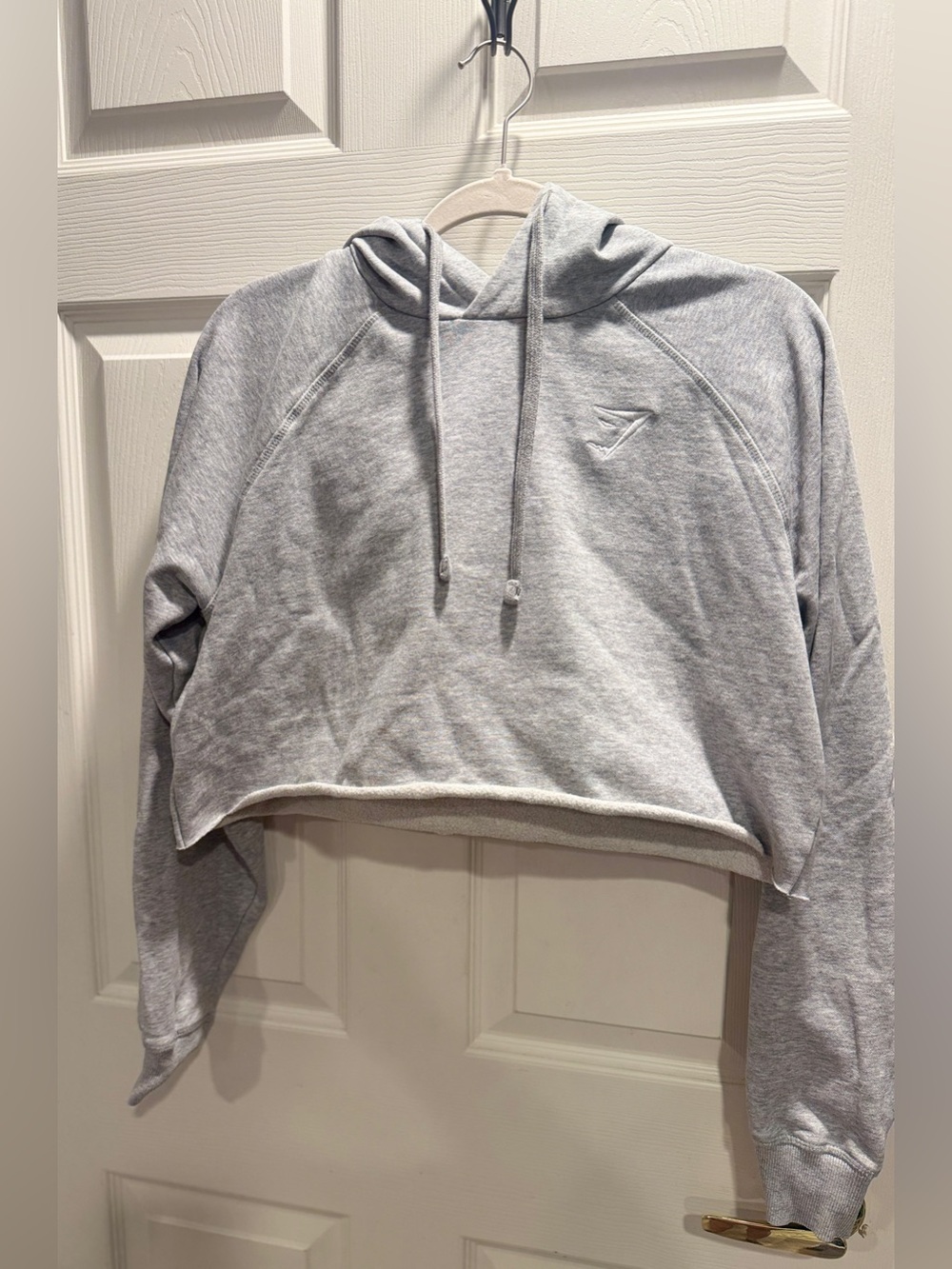 Gymshark Training Cropped Hoodie – Women’s Medium – Light Gray Sweatshirt - Picture 2 of 11